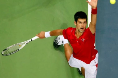 DA LI BISTE ŽELELI DA VAS TA OSOBA VODI: Australijski novinar nikad brutalniji prema Novaku - Iako se izvinio i donirao novac, Đoković mora da ode!