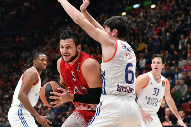 Ðentile zvanično napustio Trento