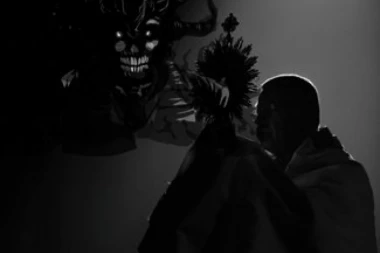 Vo imja Oca i Sina: Sveštenik ukrao auto jer mu je ĐAVO tako rekao