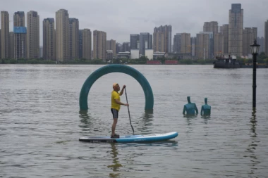 Nova kataklizma u Vuhanu: Više od 100 mrtvih, ugroženi milioni, građani ogorčeni zbog svega