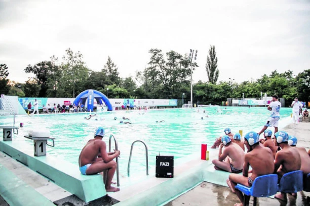 ČUVENI BAZEN U PANČEVU NEPREVAZIĐENI RASADNIK TALENATA: Na Strelištu stvaraju nove šampione sveta