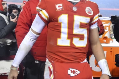 POTPISAN NAJVEĆI UGOVOR U ISTORIJI SPORTA: Ovaj igrač vredi POLA MILIJARDE DOLARA!