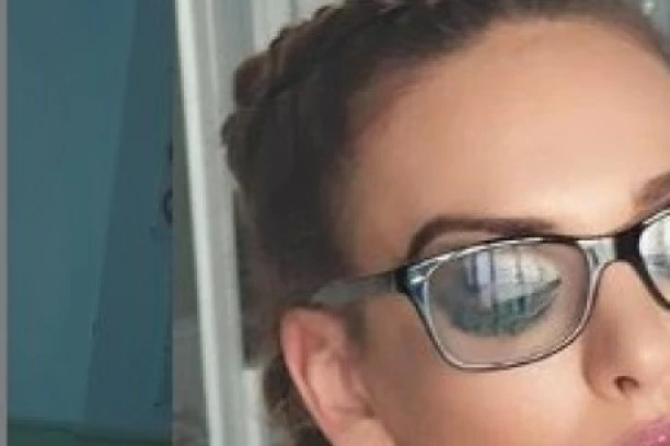 SA ODVIKAVANJA PRAVO NA SAJT ZA ODRASLE: Ava Karabatić završila na KLINICI zbog Onlifansa, sad se ponovo SNIMA!