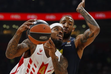 (FOTO) POTPIS KOJI ĆE IZAZVATI CUNAMI: NBA pojačanje za španskog VELIKANA!