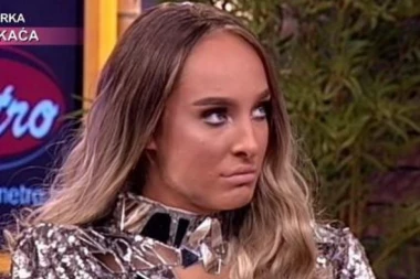 (FOTO) OTIŠLA NA NOVU KOREKCIJU! Luna odlučila da ih još uveća! SAD SU OGROMNE - JEDVA STAJU U KADAR!