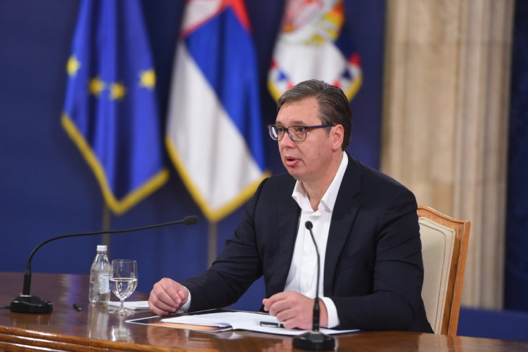 NOTORNA LAŽ! Predsednik Vučić: Momak tvrdi da mu je otac umro zbog nedostatka respiratora, ali ovo je ISTINA!