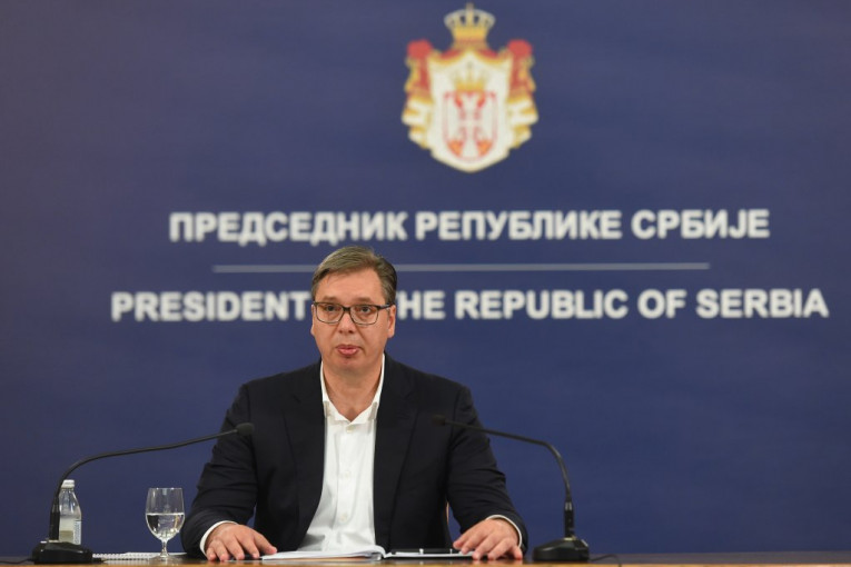 Predsednik Srbije se oprostio od Isidore Bjelice: Vučićeve tužne oproštajne reči