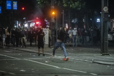 Kineski metod za sprečavanje nereda uskoro u Srbiji: Policija će FARBATI huligane