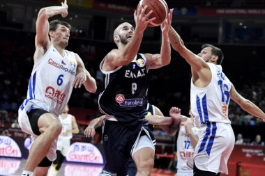 NAJVEĆI LETNJI POTPIS: Kalates u dresu VELIKANA!