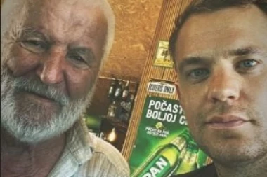 GOSPODIN ČOVEK: Manuel Nojer u Hrvatskoj vozi bicikl, priča sa vlasnicima lokala i plaća turu pića