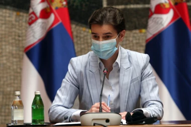 DO KRAJA GODINE POVEĆANJE PENZIJA! Brnabić: Prosečna plata iznad 600 evra