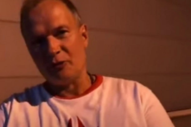 (FOTO) ISPLIVALA FOTKA! Osman Karić i OVA vrela zadrugarka imaju posebnu vezu: Stefanov otac otkrio sve detalje!