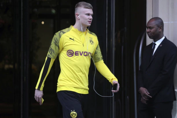 (VIDEO) NORVEŽANIN SE PROPISNO OBRUKAO: Čudesan promašaj Erlinga Holanda!