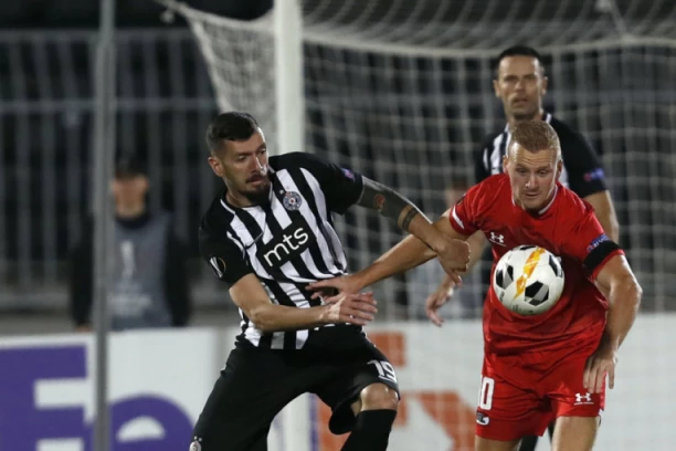 Odiseja u Poljskoj kratko je trajala: Aleksandar Šćekić sreću pronašao u Dubaiju!