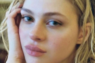 (FOTO) OČARALA BEKAMOVOG SINA ZA KRATKO VREME PA MU REKLA "DA": Sada se oglasio i tata Dejvid