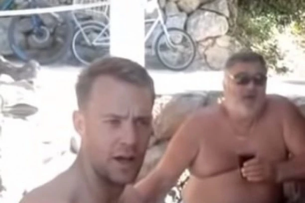 (FOTO,VIDEO) NOJER NASTAVLJA "MUZIČKU TURNEJU" PO HRVATSKOJ: Evo koju je ustašku pesmu sada zapevao nemački fudbaler!