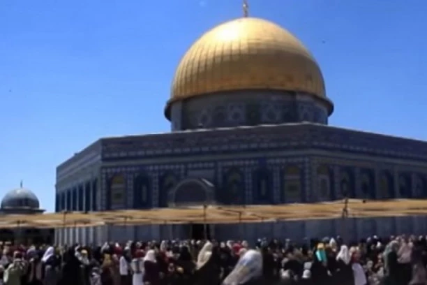 BIBLIJSKO PROROČANSTVO PRED ARMAGEDON SE OBISTINJUJE! Izraelski ministar zabranio zvučnike za pozive na molitvu muslimana!