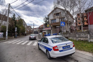 Policajci u Zemunu uhapsili lopove koji su krali delove sa parkiranih automobila