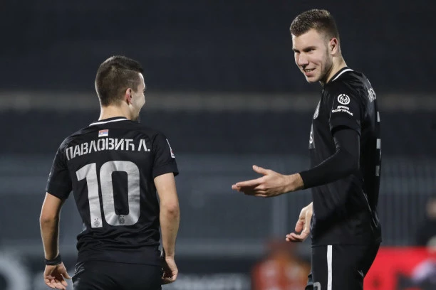 ŠTA ĆE REĆI "GROBARI"? Pavlović se VRATIO na mesto uspeha!