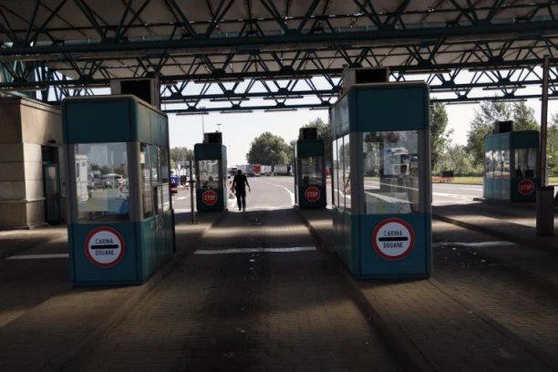 MAĐARSKA: Nema popuštanja mera dok se ne vakciniše polovina stanovništva