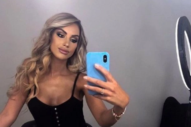 ISKORIŠĆAVA SVOJU POPULARNOST DO MAKSIMUMA! Pobednica "Zadruge se razvaljuje od para, a evo koji biznis započinje! Pašće vam vilice do poda!