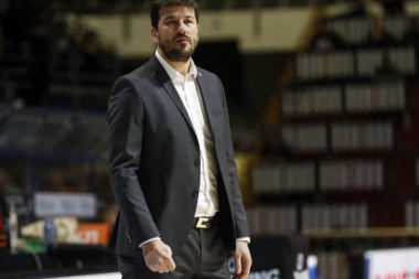 ŠTA JE KLJUČ STARTNOG PORAZA? Šćepanović PRAVO u CENTAR!