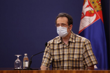 Imunolog Janković se oglasio pred sutrašnju sednicu: Evo šta je rekao o popuštanju mera a šta o vakcinama