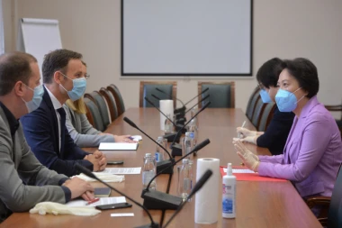 (FOTO) Važan sastanak: Siniša Mali i ambasadorka Kine o infrastrukturnim projektima!