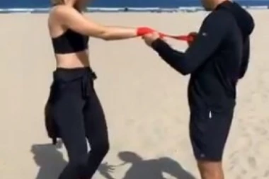 (VIDEO) Da li biste voleli da budete njen sparing partner?