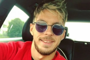 (FOTO) PRVO JE HVALIO BEOGRAD A SADA SE UVLAČI ŠIPTARIMA: Ponosni sam Kosovar!