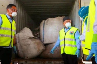 NEBULOZNO - Kontejneri sa teškim metalima i otpadom iz RUMUNIJE pronađeni u MALEZIJI