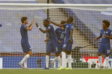 JUNAJTED JE JOŠ ZELEN: Čelsijeva lekcija Mančesteru za plasman u finale FA Kupa!