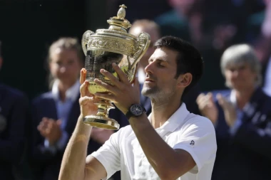 OSTRVSKE GNJIDE: Britanci ponovo brutalno udarili po Novaku, ali su ovog puta njihove laži razotkrivene!