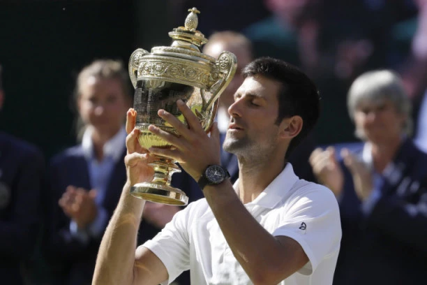 BRITANCI OBRNULI ĆURAK: Nole je UJEDINITELJ Balkana, a prelepa Albanka se OBRUKALA!