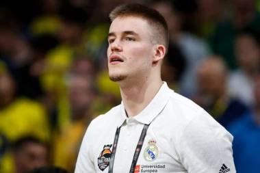 BROJNI SPORTISTI NE MOGU OVO DA PREĆUTE: Crnogorski košarkaš vešto "spustio" Dua Lipi na komentar o Kosovu