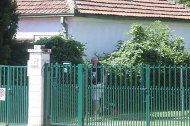 (FOTO) PRONAŠLI SMO "NESTALOG" ČLANA KRIZNOG ŠTABA! Nestoroviću dosta priče o koroni: SVEGA MI JE PREKO GLAVE!