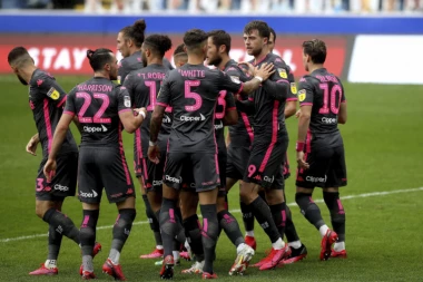 FANTASTIČAN FUDBAL U LIVERPULU: Golmani sve branili, Lids savladao Everton!