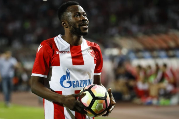 ČESI ODMAH KRENULI SA PROVOKACIJAMA: Trener Slovana uvredio Kangu!