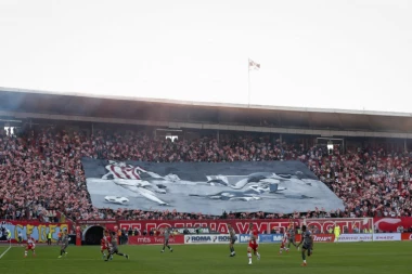 (FOTO) SNIMILI GA NA PROSLAVI TITULE: Biser POTPISAO za AEK!