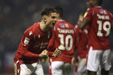 NEVEROVATNO ŠTA SU PROKOCKALI: Ovaj klub je najveći tragičar drame u Čempionšipu!