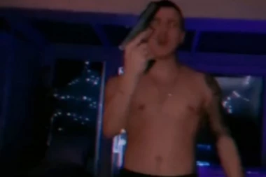 (VIDEO) Ide gas, pištolj i skupa pića: Bahata omladina ne zna za granice