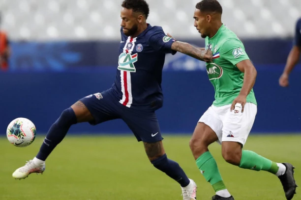 MINIMALAC ZA 13. KUP: PSŽ rutinski do duple krune!