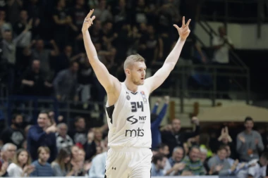 NOŽ U LEĐA GROBARIMA: Džok Lendejl se dogovorio sa CRVENO-BELIMA!