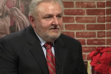 Direktor čuvenog instituta upozorava: Negativan bris ne znači da neko nema koronu