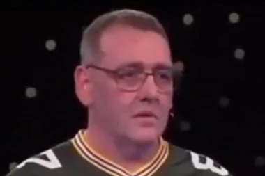 (VIDEO) PONOS ISPRED SVEGA: Znao je odgovor na pitanje u kvizu, ali nije želeo da izgovori ime jednog kluba