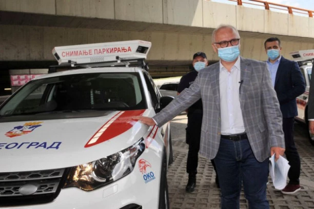 Nesavesnim vozačima dolaze crni dani: Poslednja reč tehnike u rukama komunalne milicije