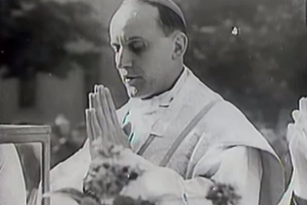 LJUDI, OVO JE LUDILO! Stepinac proglašen za sveca usred Srbije!