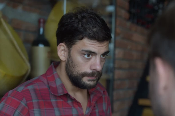 NE ZLOUPOTREBLJAVAJTE DECU ZBOG VAŠIH MORBIDNIH PORIVA: Milan Marić se obračunao sa ANTIVAKSERKOM Jovanom (FOTO)