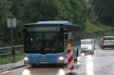 (VIDEO) ZAGREB OPET ZADESILO SNAŽNO NEVREME: Tukao grad veličine lešnika, padale grane sa drveća!