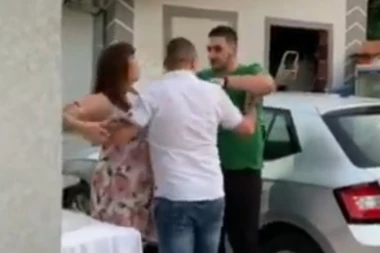 PLJUŠTALI ŠAMARI NA ROĐENDANU MALOG ŽELJKA: Miljana i Zola se potukli zbog Ivana!